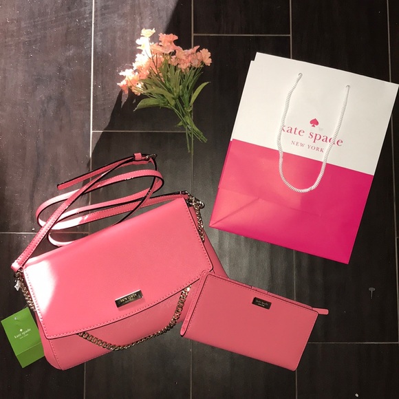 kate spade Handbags - NWT Kate Spade laurel way crossbody and wallet